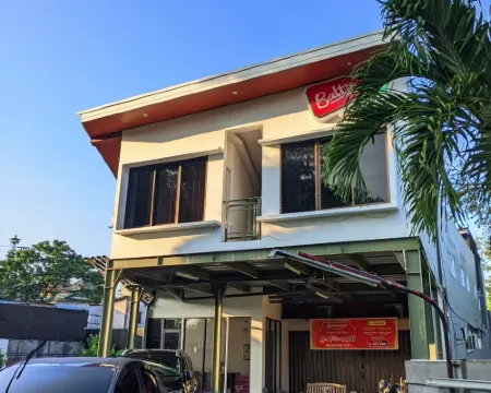 Baltis Inn Durian Hotels in Banyumanik