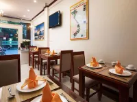 Hanoi Golden Moon Hotel & Travel - breakfast