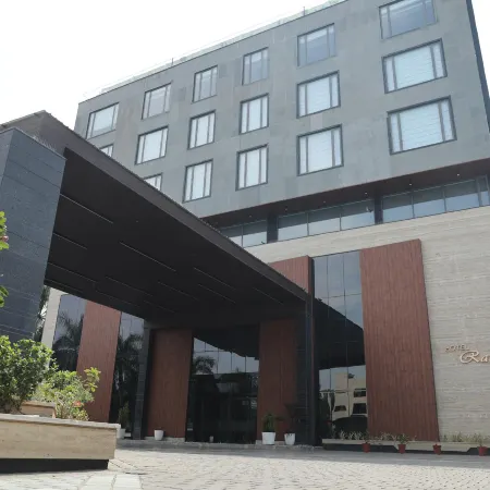 HOTEL RADIANCE