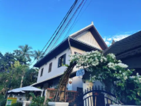 Luang Prabang Villa Ban Pakham Hotel