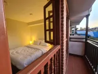 Dalucha Heritage Home - balcony