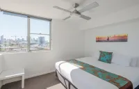 Eastwood Apartments - balcony