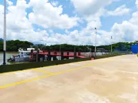 Grand Eastern Hotel - parking