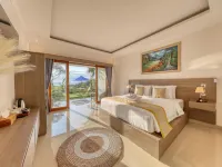 Kelingking Parama Resort Hotels near Lebaoh Beach