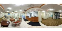 Candlewood Suites MERRILLVILLE by IHG - Parkplatz