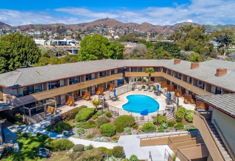 hotel overview picture