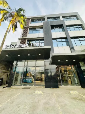 West Prime Hotel Отели рядом с достопримечательностью «Парк Нижага»