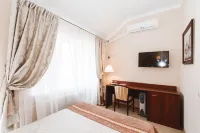 Chajkovskij Na Ulitse Mira Hotel