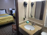 Economy Inn & Suites - Motels
