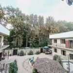Camelot Hotel - Homestays
