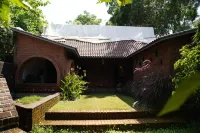 Bamboo and Bricks Resort, Panshet