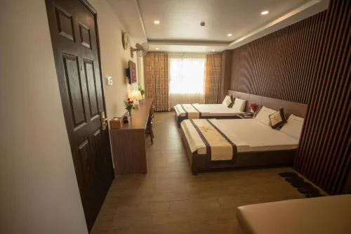 Huynh Duc 2 Hotel