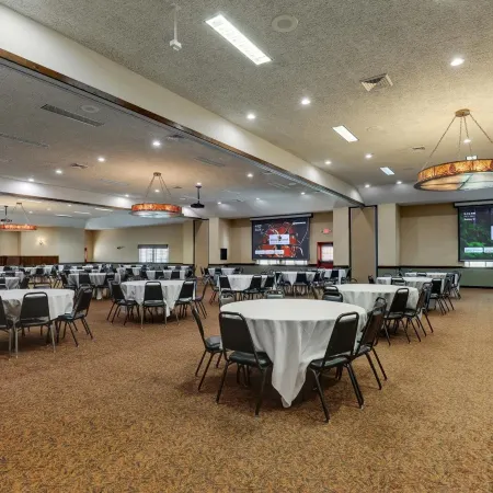 Stoney Creek Hotel Columbia