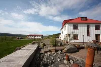 Guesthouse Storu-Laugar