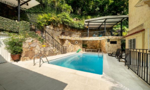 Hotel Stein Colonial