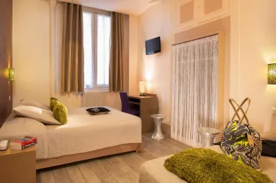 Hotel de la Cite Rougemont Paris Hotels in Paris