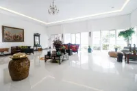 RedDoorz Syariah at Lampung Walk Hotels in Sukarame