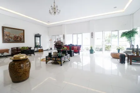 RedDoorz Syariah at Lampung Walk Отели в г. Way Dadi