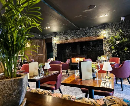 The Sutherland Отели в г. Шериффхалс