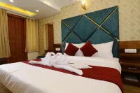 Dee Ess Residency by Lazygetaways - balcon