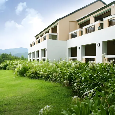 Lake View Resort & Golf Club