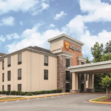 La Quinta Inn & Suites by Wyndham Covington
