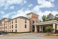 La Quinta Inn & Suites by Wyndham Covington Hotels in Covington