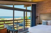Living Room Beach Resort - Airport Shuttle