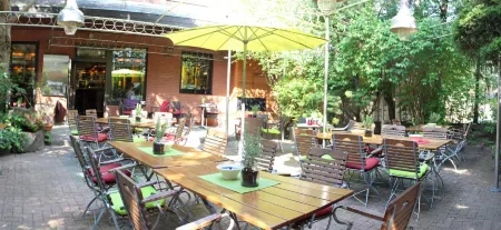 Hotel-Restaurant Amadeus Отели в г. Изернхаген