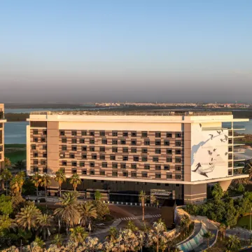 Yas Plaza Bay by IHG (formerly Park Inn by Radisson, Abu Dhabi Yas Island)