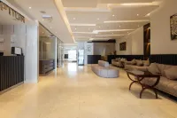 Dolphin Continental Hotel