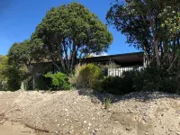 Golden Bay Holiday Park - 3-Star