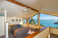 The Wheelhouse Inn - Homestays