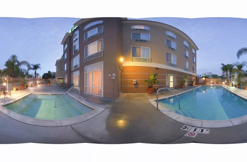 Holiday Inn Express & Suites SAN Diego-Sorrento Valley by IHG photo 4