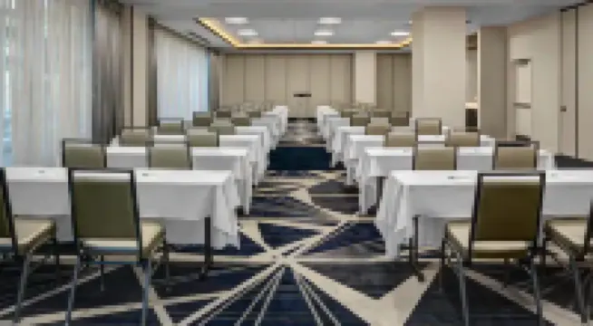 Hampton Inn & Suites Richmond-Downtown