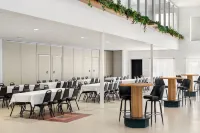 Ramada by Wyndham Richland Center Hotels in Richland Center