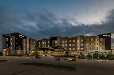 Residence Inn Dallas at the Canyon Hotel in zona Christ For The Nations Institute