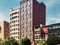 Hua Du Hotel Hotels near Keelung MiaoKou Night Market