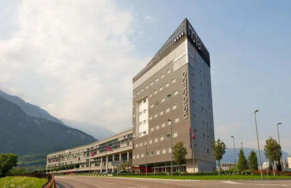 尼羅庫波羅韋雷託美居酒店