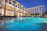 Golden Crown Hotel - Pools