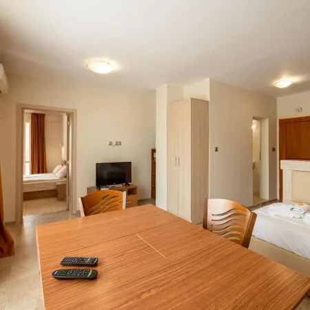 Perla Apartments