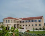 Chateau Andre Các khách sạn ở Huyện Krymsky