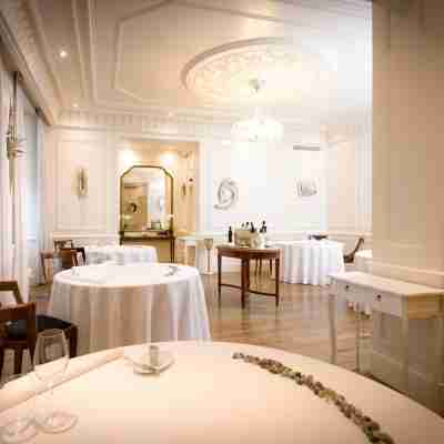 Royal Palace Hotel Dining/Meeting Rooms