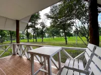 The Golden View Resort Suan Phueng