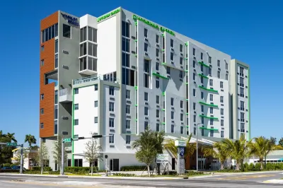 Wyndham Garden Miami International Airport Отели рядом с достопримечательностью «Circle K»