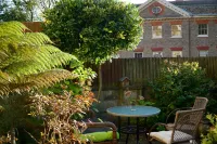 Castle House Guest House - 4-Star