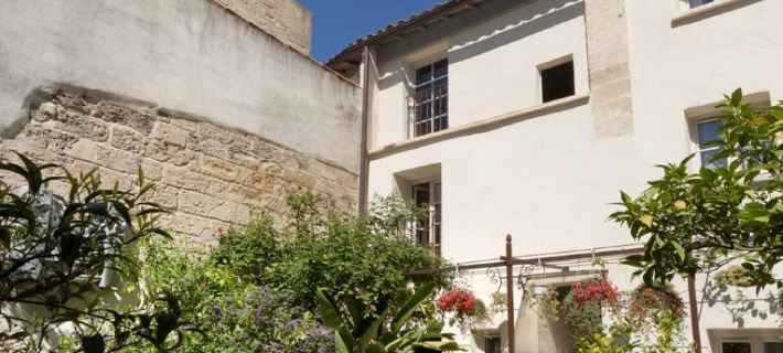 La Maison des Augustins 4 Stars Spa et Fitness Hotels in Avignon