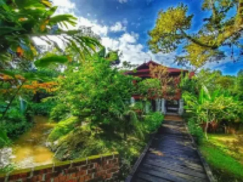 Bagas Zakariah Orchard Lodge