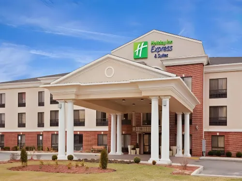 Holiday Inn Express & Suites ASHLAND by IHG - WiFi