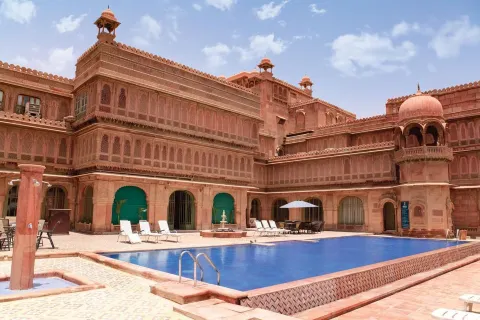 더 락스미 니와스 팰리스